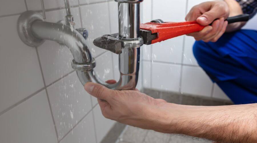 Professional emergency plumbing in Larsen Bay, AK